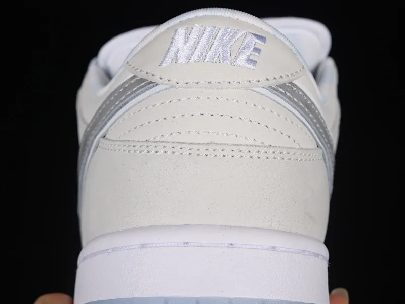 All Categories Nk SB Dunk Series Nk SB Dunk Low Low-top sneakers OG version Concepts x Nk Dunk Low Pro SB "White lobster" Full toe layer white lobster SB low-top sports and leisure sneakers FD8776-100